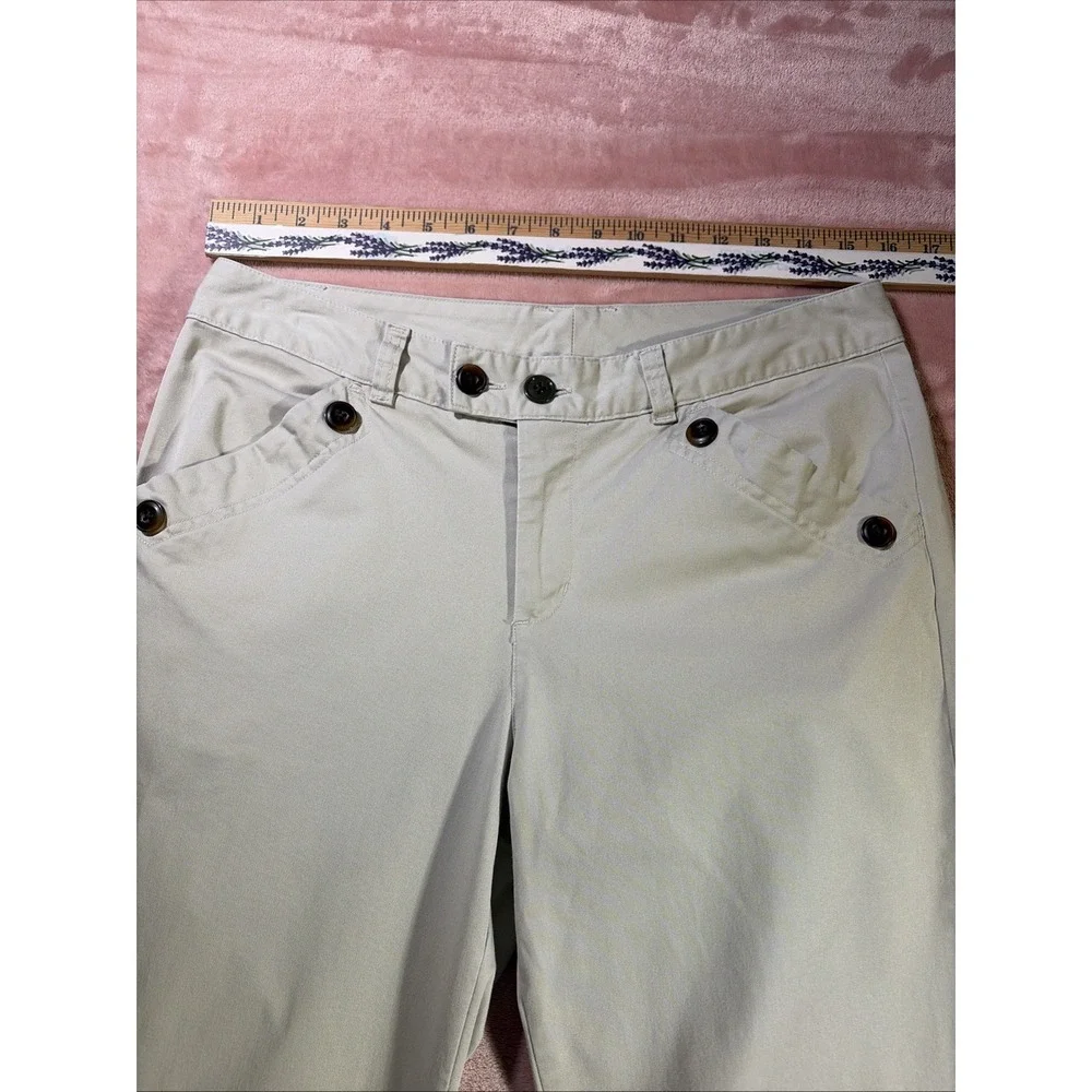 Columbia Omni shield Women's Chinos Relaxed Fit Cotton Blend Khaki Sz 8 Bootcut.
